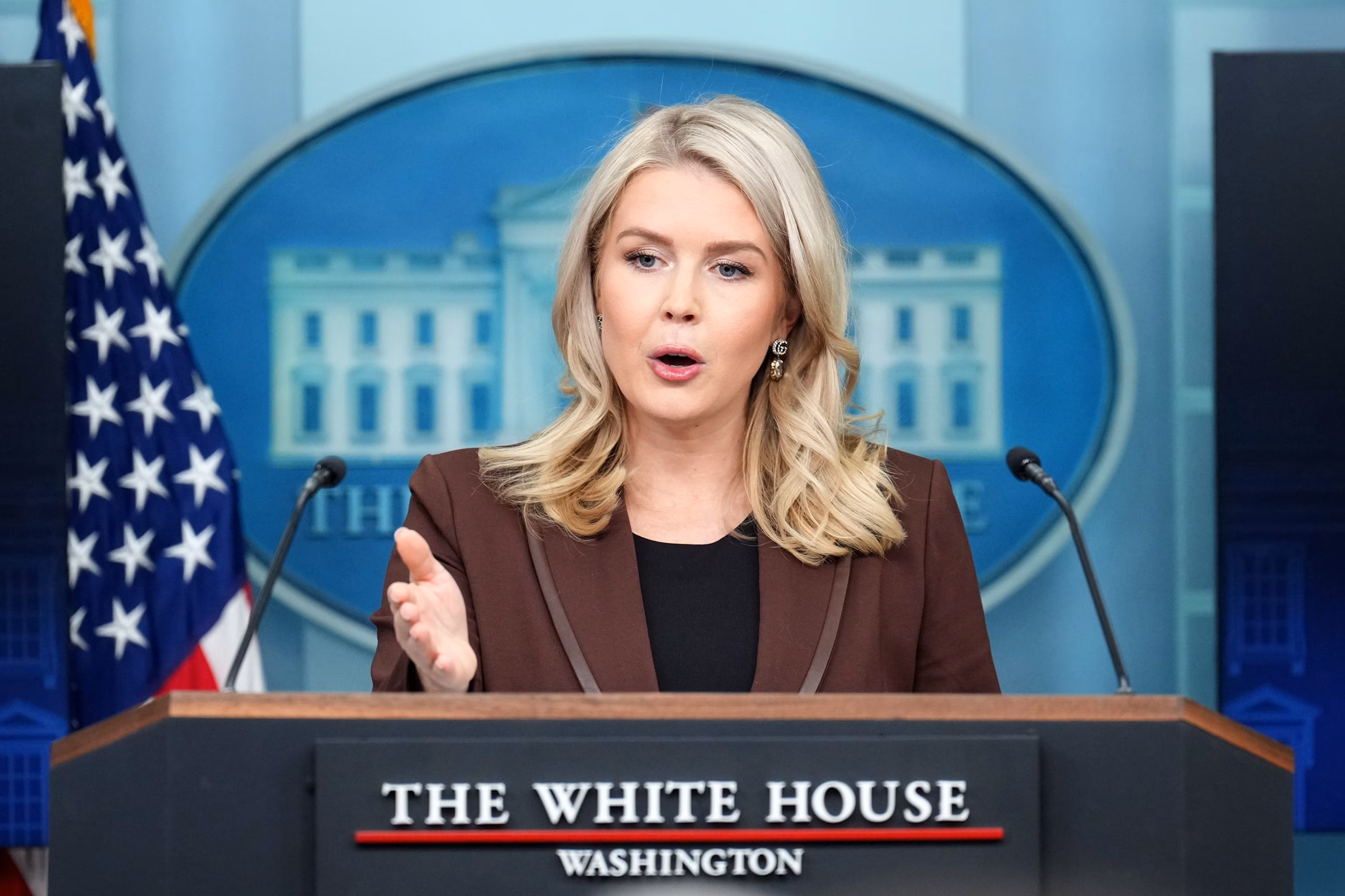 1:43 President Donald Trump delivers remarks during the swearing-in ceremony of US Ambassador to India Sergio Gore in the Oval Office on November 10, 2025. Anna Moneymaker/Getty Images Trump 'commits' to $2,000 tariff dividend, White House says - INFBusiness