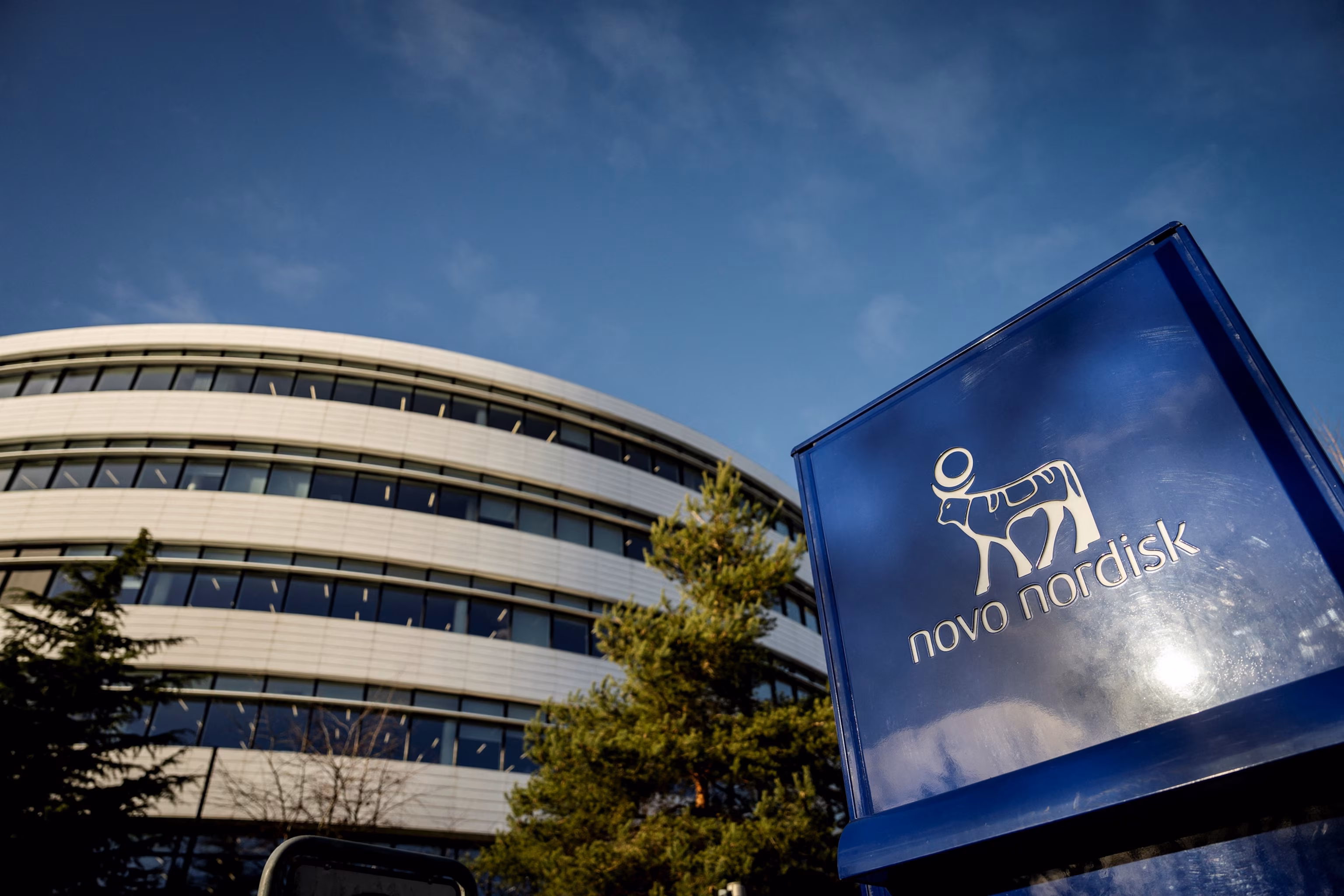 3:36 Boxes of Novo Nordisk's Ozempic and Wegovy are seen at a pharmacy in London, Britain, March 8, 2024. Hollie Adams/Reuters The cash price of popular weight loss drug Wegovy fell 30% on Monday, the manufacturer said - INFBusiness