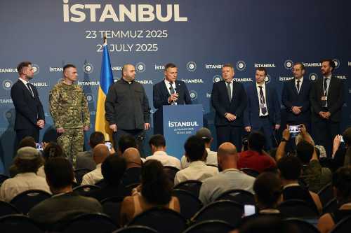 The evolution of peace initiatives for Ukraine: from the Gomel talks to Trump's 28-point plan - INFBusiness