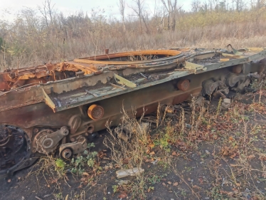 знищена російська бронетехніка, брухт /надано пресслужбою Міноборони України