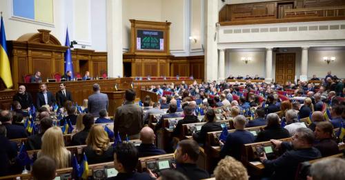 Законопроєкт чи спам? Чому депутати засмічують Раду безглуздими документами - INFBusiness