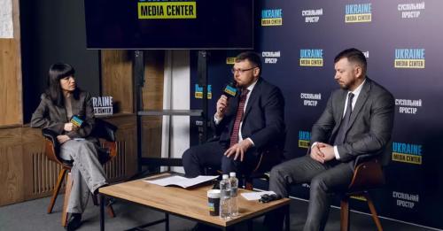 Директор НАБУ заявив, що Комарницький в Україні, але намагається втекти - INFBusiness