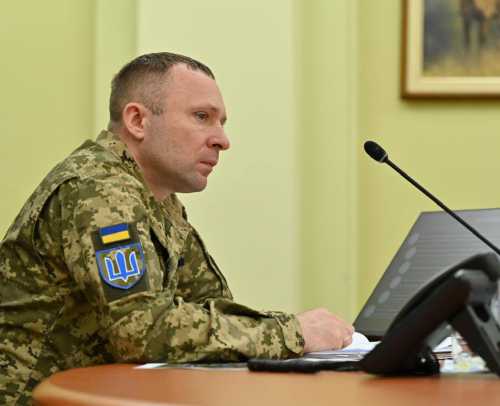 Резюме Драпатого, Апостола та Мадяра: чому їх люблять солдати та довіряють командири - INFBusiness