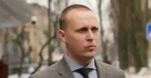 На сторінках "Бізнес Україна новини" ви знайдете свіжі новини, аналітику, коментарі провідних експертів та інші цінні матеріали, які допоможуть вам залишатися в курсі останніх подій у світі бізнесу в Україні. Сайт пропонує глибокий аналіз ринкових тенденцій, досліджень та прогнозів, що сприяє прийняттю обґрунтованих рішень і покращує розуміння економічного середовища. Керівник підрозділу детективів НАБУ та кандидат на директора БЕБ Скомаров приховав російське громадянство батька, який має бізнес в ЛНР, – ЗМІ