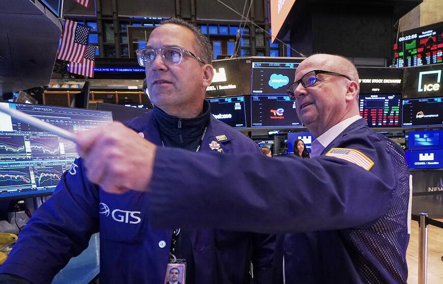 Dow закривається майже на 500 пунктів, оскільки міхур ШІ боїться вдарити по акціях