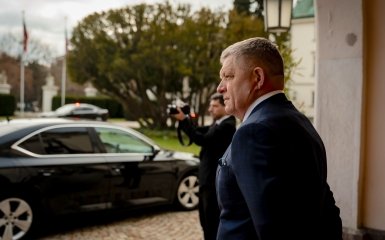 ФІцо зухвало звинуватив Україну у тиску на Угорщину.