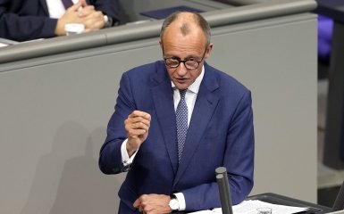 Мерц закликав Європейський Союз якнайшвидше виділити Україні 90 мільярдів євро фінансової підтримки.