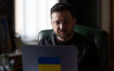 Зеленський стурбований призупиненням мирних переговорів, має гнітюче передчуття.