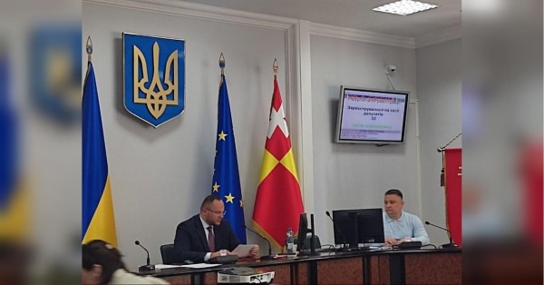 Луцьк втратив керівництво: міський голова та секретар міськради склали повноваження