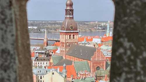 Чому та як Польща переглядає умови для українців