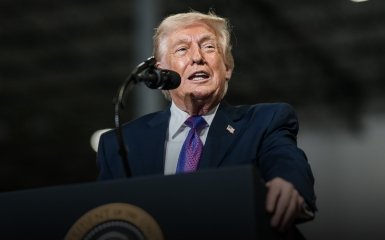 Трамп цинічно звинуватив Зеленського у піарі після запиту про допомогу.