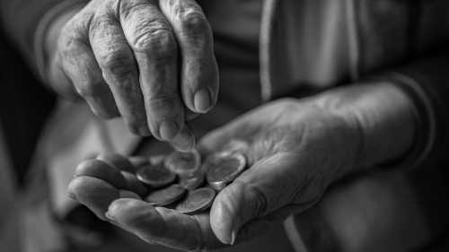 Навіщо нам взаємна неприязнь, коли пенсійна система занепадає