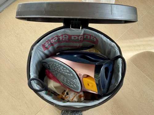 Чому прасування втрачає популярність: еволюція догляду за одягом