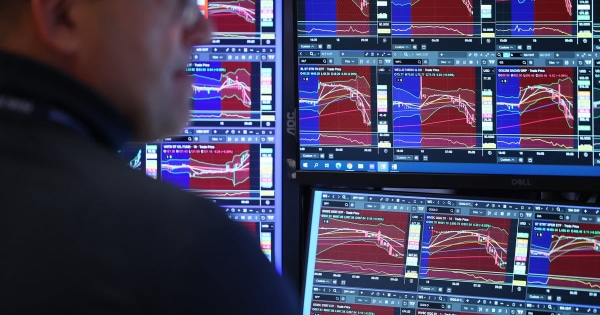 Золото падає, ринки волатильні: ситуація Inzhur