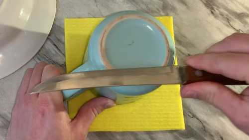 Як оперативно загострити кухонний інструмент в домашніх умовах, не маючи спеціального пристосування