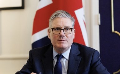 Трамп не зміг залякати Велику Британію “відплатою” за вчинки Стармера