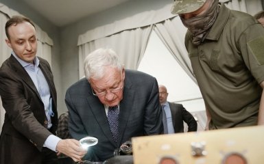 Келлог надає Україні альтернативний варіант НАТО