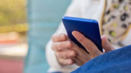 Онлайн-шахрай для 84-річної “коханки”