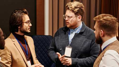 Новини на роботі: чи варто говорити про політику?