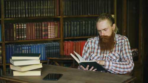 Чому швидке читання — це приваблива вигадка, і чому вам все ж…