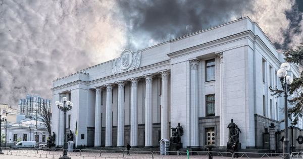 Рада відновлює голосування: Арахамія та бюджетний дефіцит