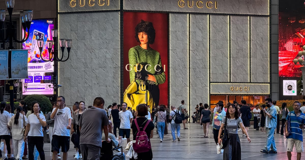 Гривня зміцнюється: рекорди, євробонди та нафта