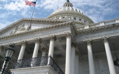 Палата представників США схвалила закон про підтримку України та заходи&hellip;