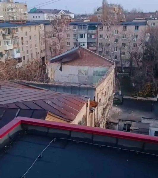 Руйнування Англійського клубу (Будинку офіцерів) у Дніпрі