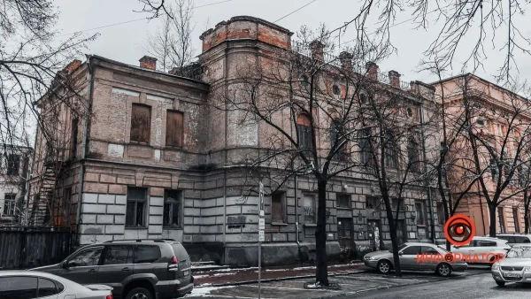 Будівля Англійського клубу (Будинку офіцерів) у Дніпрі