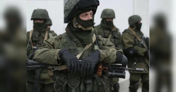 путін зневірений: кремль готується до заколотів, запровадження воєнного стану та масового призову