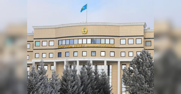 Казахстан закликає зупинити напади в Чорному морі: Києву погрожують судовими позовами
