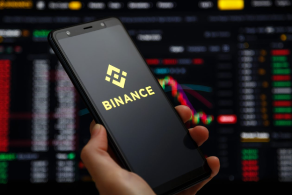 Binance влаштовує фішингові атаки на власних співробітників