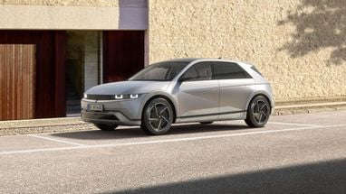 Hyundai Ioniq 5 2027 року має нові версії.