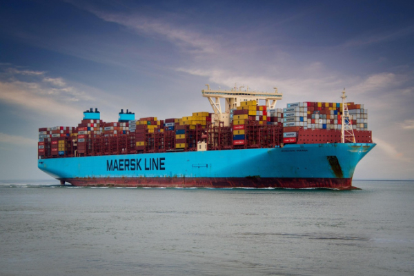 Maersk припиняє операції в порту «Чорноморськ» через обстріли з боку рф — Мінфін