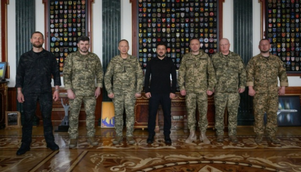 Оприлюднено укази про призначення Драпатого Головнокомандувачем та Скибюка – начальником Генерального штабу