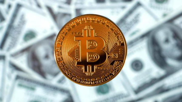 Публічні компанії масово продають біткоїн на тлі падіння ринку