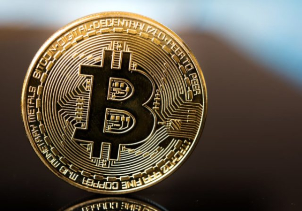Соло-майнер на Bitaxe за $250 “зловив” блок Bitcoin на $200 тисяч!