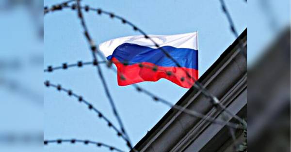 Зеленський запровадив санкції проти компаній Іванющенка та російського ВПК
