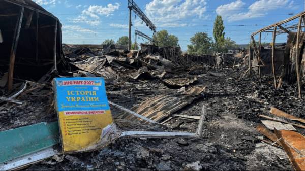 Російський удар знищив книжковий ринок на Почайні: деталі руйнувань