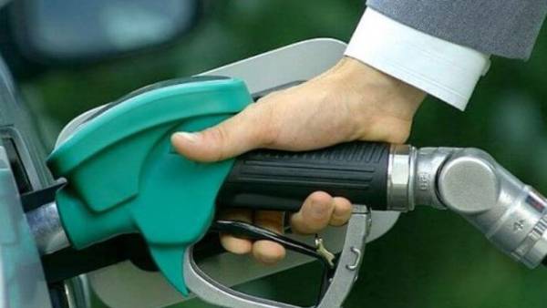 Ціни на пальне в Україні майже не зрушили з місця