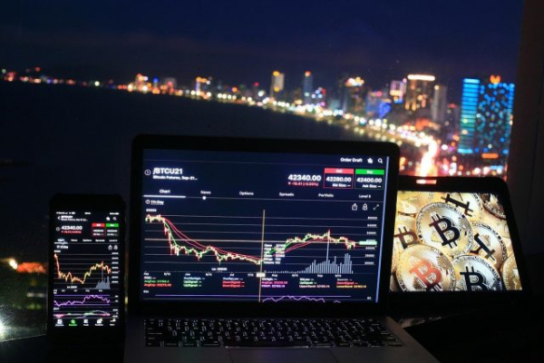 Glassnode: Біткоїн переживає найтривалішу капітуляцію з часів краху FTX