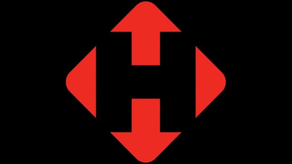 Київ: Нічний напад ворога зруйнував сортувальний вузол “Нової пошти”, четверо загиблих, вісім травмовані.