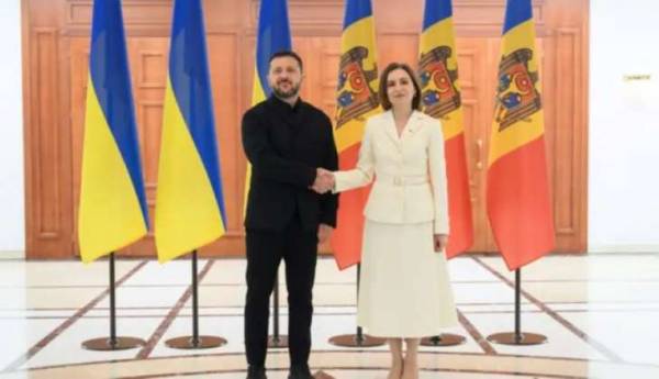 Зеленський отримав найвищу відзнаку Польщі: Молдова нагородила Зеленського відзнакою “Зірка”