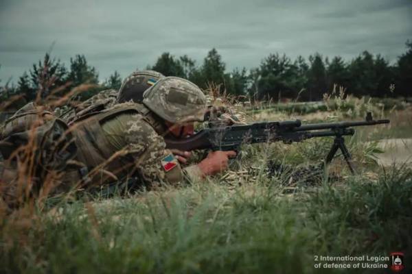 Україна формує службу легіонерів: як залучити та утримати іноземних військових