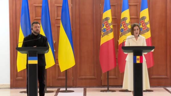 Зеленського нагородили найвищою відзнакою Молдови