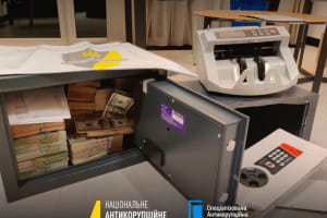 "Шлагбаум" на держконтрактах: НАБУ розкрило злочинну організацію в енергетиці