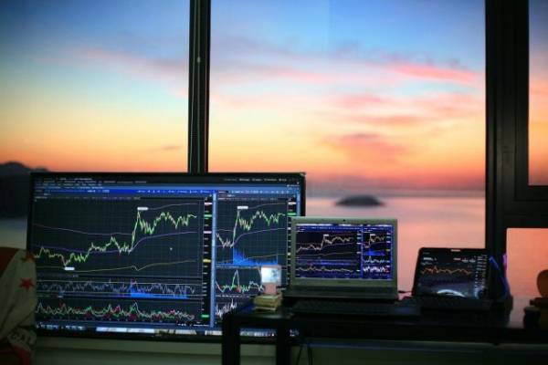 Strategy викупила акції на $108 млн, продавши біткоїни