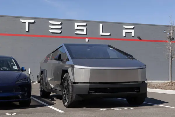 Tesla підвищила ціну Cybertruck на $5 тисяч