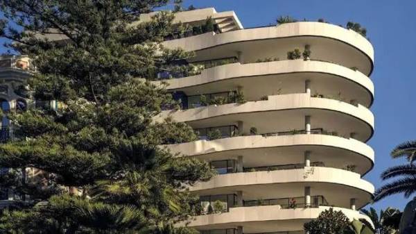 Елітний ЖК у Монако евакуювали через тріщину: мільйонери залишають домівки