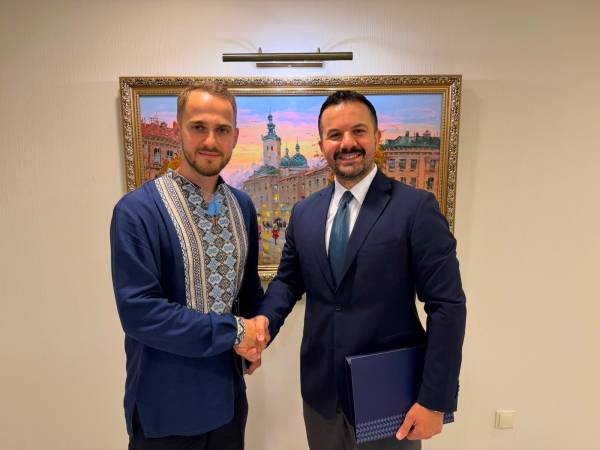 Aydem Holding збудує 100 МВт відновлюваних джерел енергії на Київщині